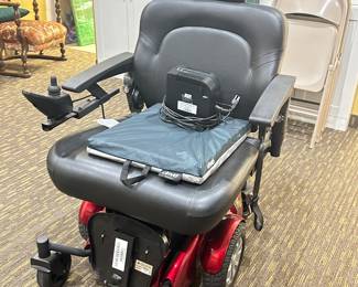 Like-New Golden Technologies Power Chair, Model # GP620