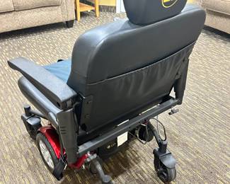 Like-New Golden Technologies Power Chair, Model # GP620