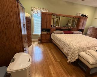 Five Piece Bedroom Set w/ King Bed