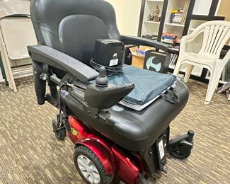 Like-New Golden Technologies Power Chair, Model # GP620