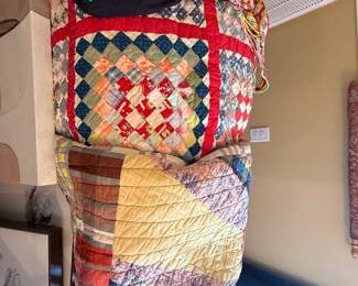 quilts, quilt rack