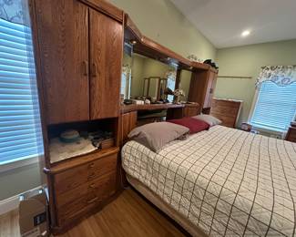 Five Piece Bedroom Set w/ King Bed