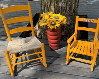 Cutesy Lil Chairs & Planter