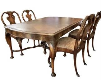 Lot 014-002
Royal Furniture By Robert Irwin Co. Dining Room Set, Six(6) Chairs