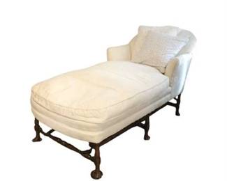 Lot 200-005
Chaise Lounge Chair
