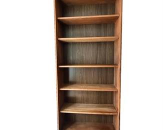 Lot 038
Teak Book Six Shelf Case