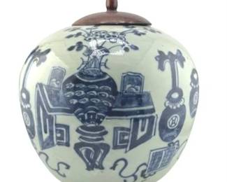 Lot 100-065
1900s Chinese Ginger Jar w/ Blue & White Motif and Wooden Top