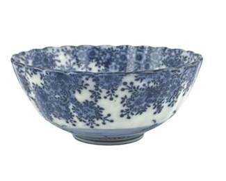 Lot 028-002
Antique 19th Century Qing Dynasty Blue and White Porcelain Decorative Bowl