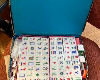 Vintage Mahjong 