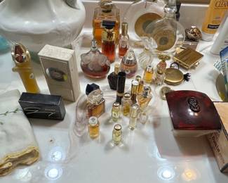 Vintage Perfumes 
