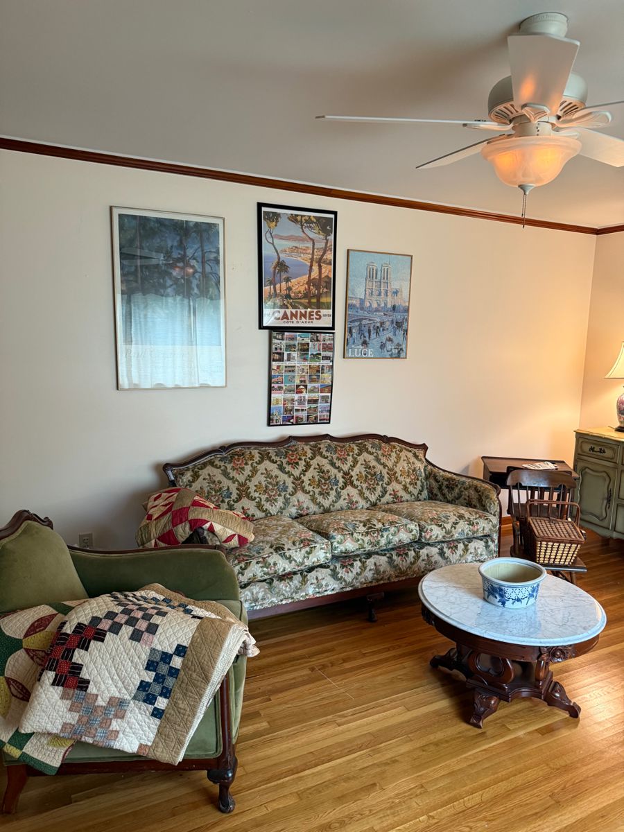 C Living Room