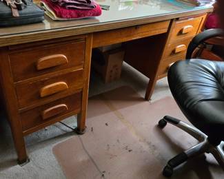 Large, Vintage Teacher Manager Desk