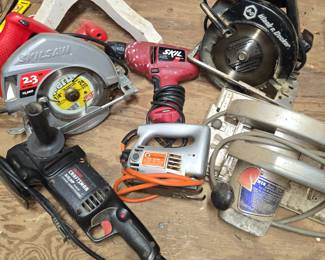Craftsman Disc Sander, Skilsaw, Black & Decker Jig Saw & Circular Saw, WEN Mighty Circular Saw