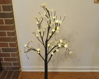 Light tree price negotiable