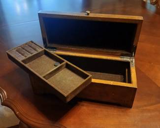 Wouldn't jewelry box price negotiable