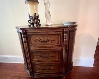 Foyer cabinet