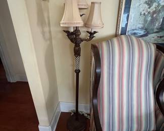 Floor lamp