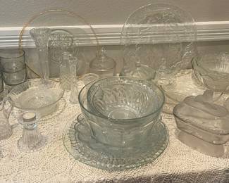 Asst. glassware 