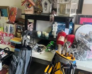 1725.  Golf Clubs