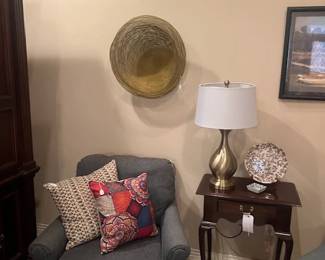 1647.  Pillows, End Table with Lamp and Chintz Plate