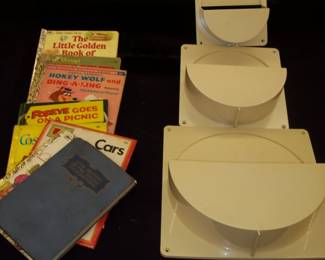 Tupperware Lid Holders