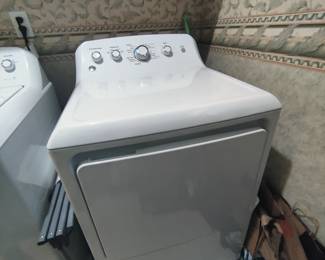PRESALE - CLEAN LIKE NEW GE GAS DRYER $100
