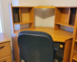 DESK AND FOUR BOOK CASES SOLID OAK $50 EACH, OFFICE CHAIR $25