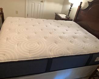 #2 queen pillow top mattress with low profile boxspring from cullman $100.00