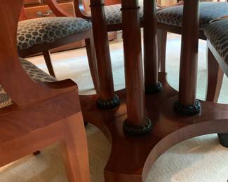 #42 Baker round to Oval Wood Table w/ Painted Black Claw Feet 2 leaves - 46-90x30 $475.00