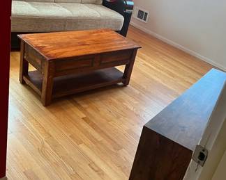 Coffee Table, Futon
