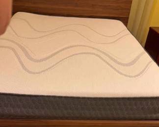Modern Wood Bed Frame Cooling Waves Mattress