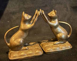 Metal Cat Bookends