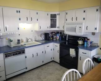 Ample cabinets!