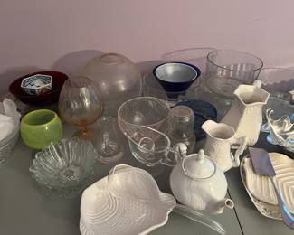 Entertaining and decor - lead crystal, porcelain, glass