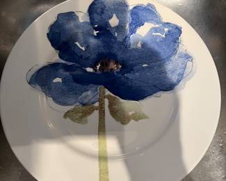 Royal Stafford Burslem Blue Poppy 11" Dinner Plate