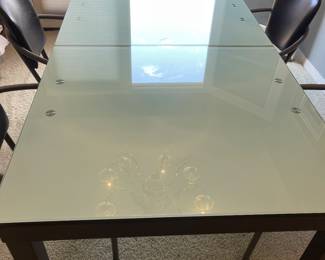 glass modern dining table 