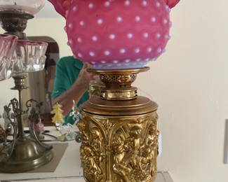 Flare Hobnail Table lamp