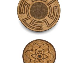 203
Two Southwest baskets
Early/mid-20th century; Southwest United States
Comprising a coiled Pima / Akimel O'odham large tray with a continuous stepped hook motif to sides and dark spot to center (4" H x 14.5" Dia.) as well as a small coiled Apache flared bowl with central concentric star motifs and dark rim (2.5" H x 9" Dia.)
2 pieces
Estimate: $300 - $500