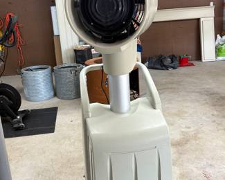 Breezer Oasys Front View