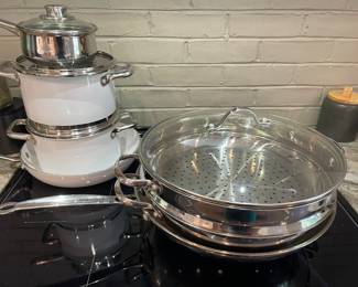 Lots of kitchenware & cookware