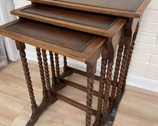 (another set) nesting tables