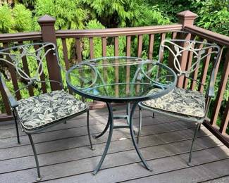 Cafe Table and Chairs