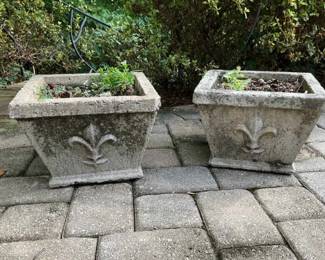 Fleurdelis Planters