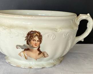 Chamber Pot