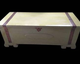 FOREST PARK Cedar Chest