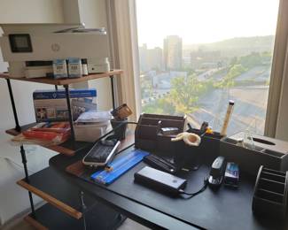 Dapper Desk