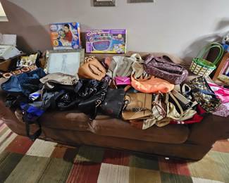 Womans purses, handbags, and wallets 