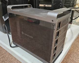 Yottamaster hard drive enclosure 