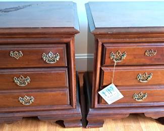 BEDSIDE DRESSERS