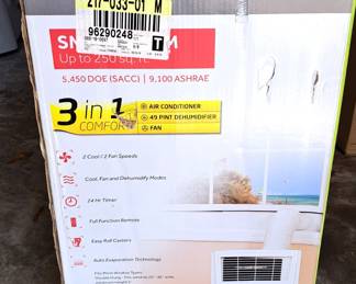 AIR CONDITIONER